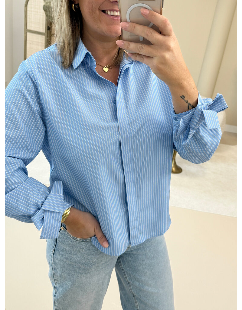 21Jewelz Strepenblouse met strikjes - blauw