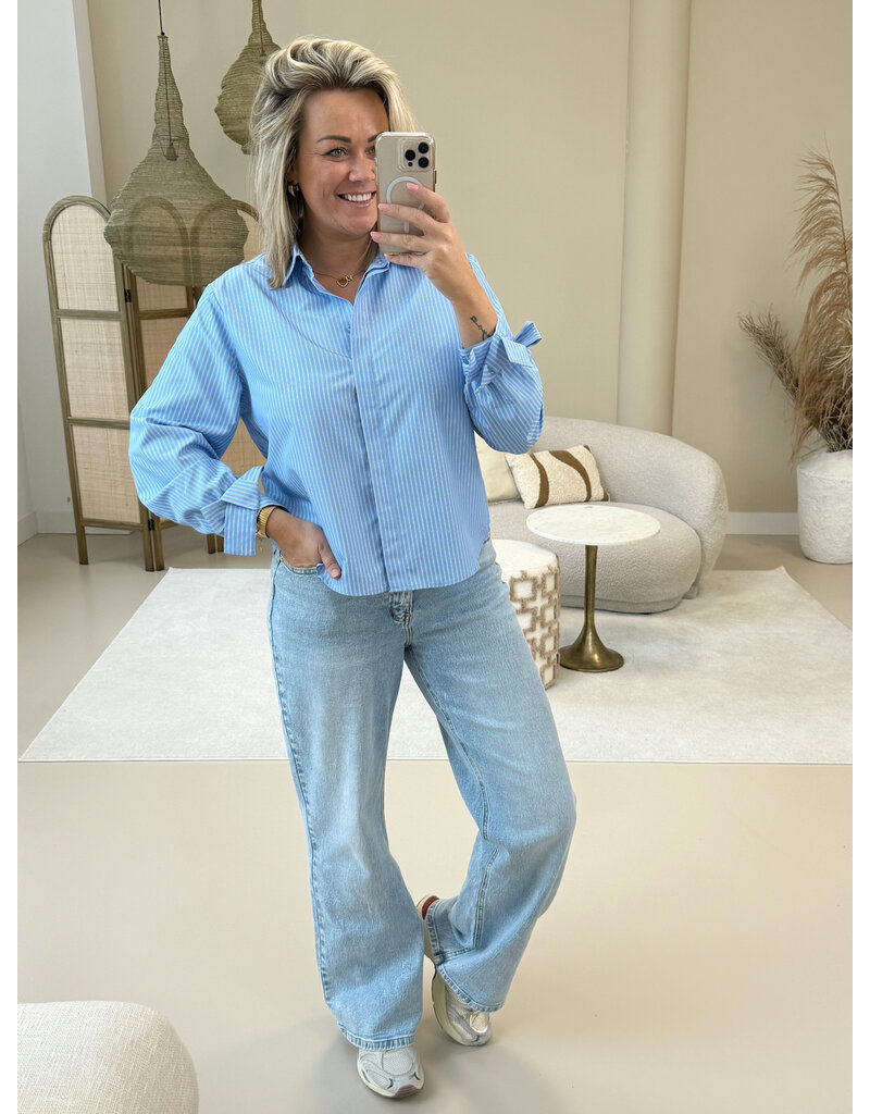 21Jewelz Strepenblouse met strikjes - blauw