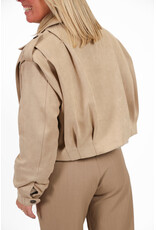 21Jewelz Suede jasje met pofmouw en knoopjes - beige