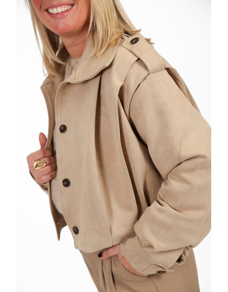 21Jewelz Suede jasje met pofmouw en knoopjes - beige
