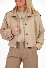 21Jewelz Suede jasje met pofmouw en knoopjes - beige