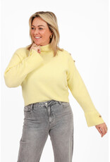 21Jewelz Trui met hoge kraag en gouden knopen - geel