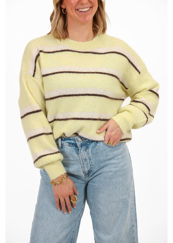 21Jewelz Wollige trui met strepen - lichtgeel