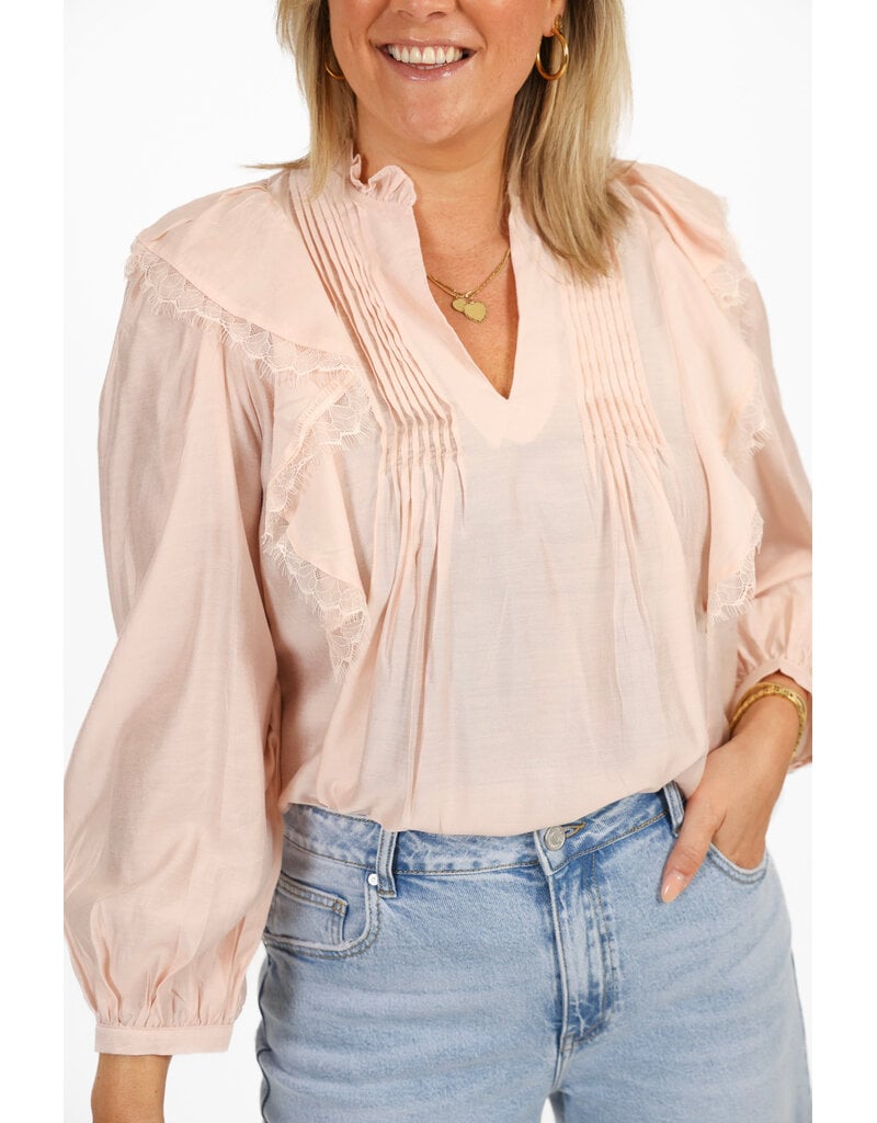 21Jewelz Blouse met ruffles en kant - roze