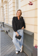 21Jewelz Blouse met ruffles en kant - zwart