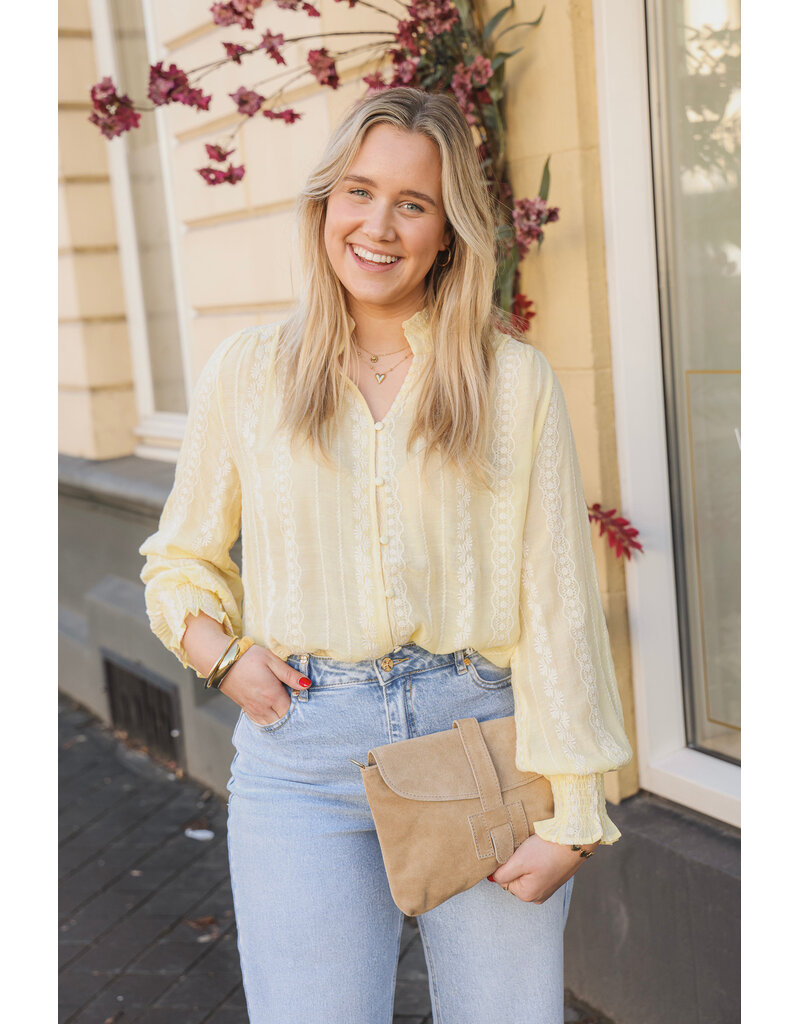 21Jewelz Geborduurde blouse met knoopjes - geel