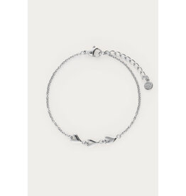 My Jewellery My Jewellery | Minimalistische armband met drie hartjes - zilver