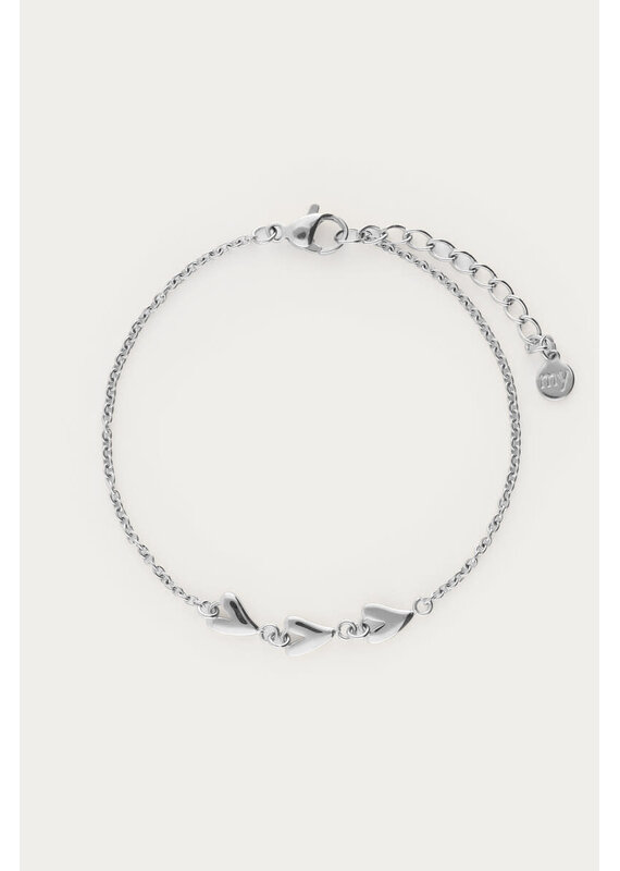 My Jewellery My Jewellery | Minimalistische armband met drie hartjes - zilver