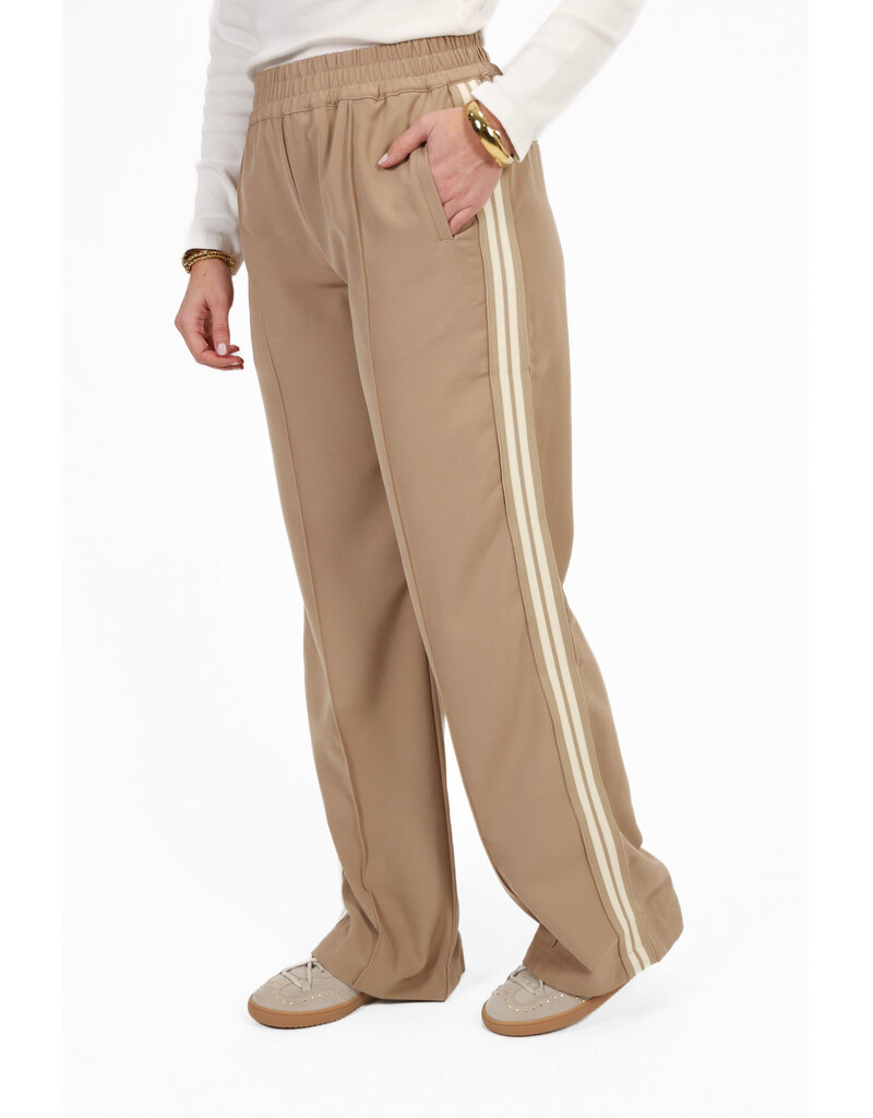 21Jewelz Beige jogger met streep