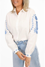 21Jewelz Blouse met blauw borduursels - wit