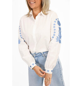 21Jewelz Blouse met blauw borduursels - wit