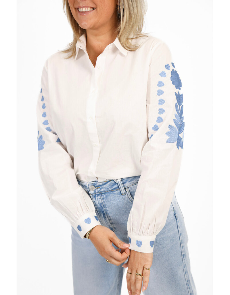21Jewelz Blouse met blauw borduursels - wit