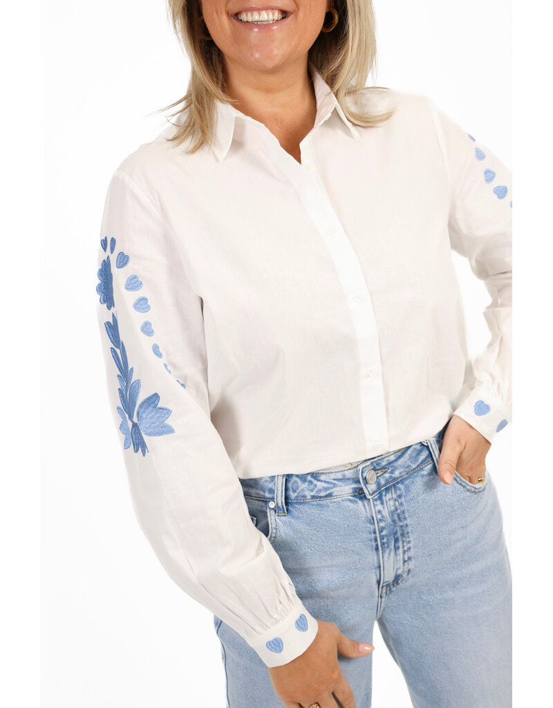 21Jewelz Blouse met blauw borduursels - wit