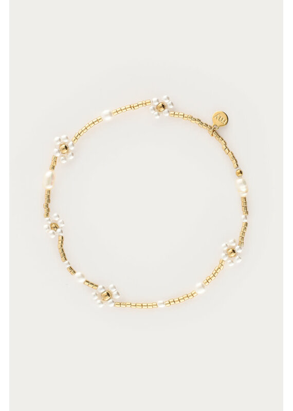 My Jewellery My Jewellery | Botanical elastieken armband met zoetwaterparel bloemen - goud
