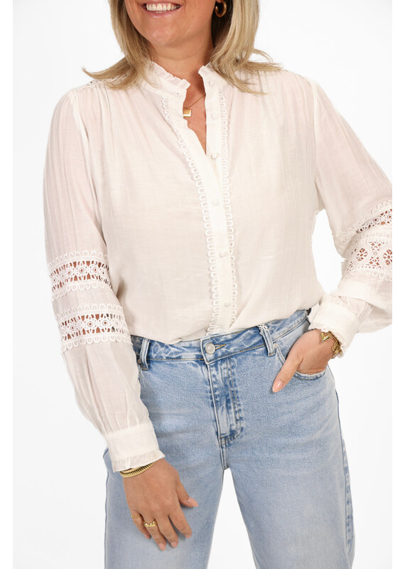 21Jewelz Blouse met sierlijke details - wit