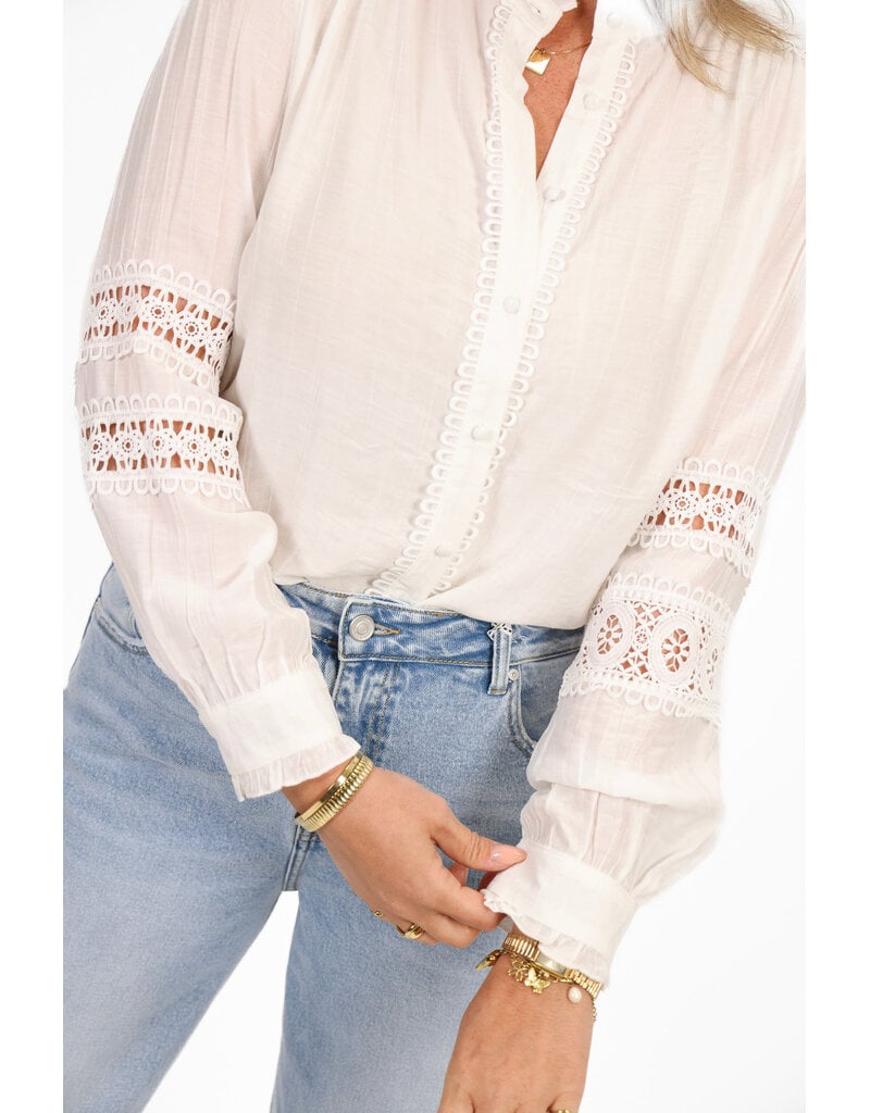 21Jewelz Blouse met sierlijke details - wit