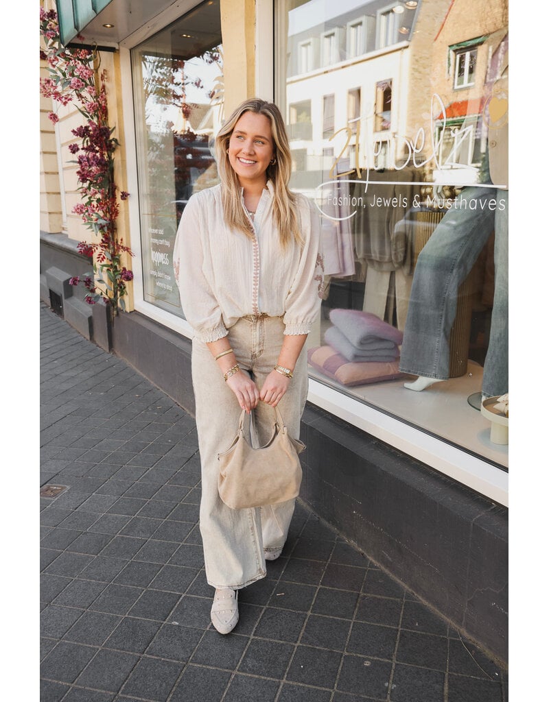 21Jewelz Blouse met embroidery op de mouwen - beige