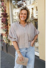 21Jewelz Losvallende blouse met pofmouwen - taupe