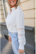 21Jewelz Blouse met sierlijke details - wit