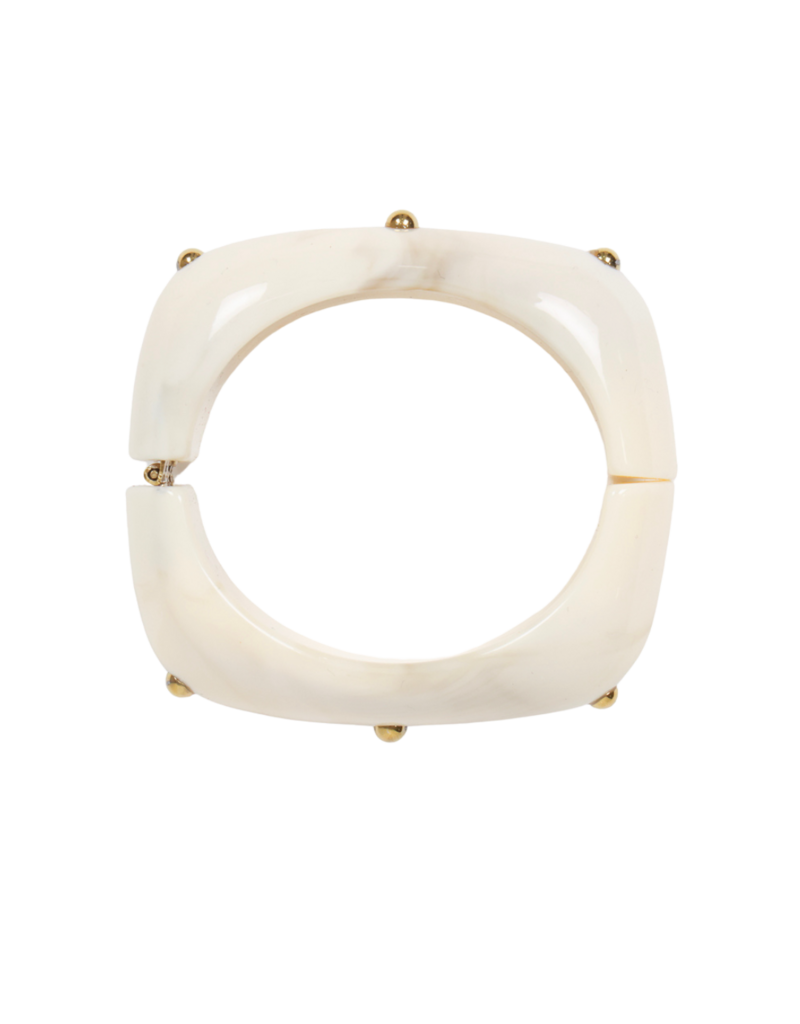 21Jewelz Vierkante statement bangle met gouden studs - marmer ecru