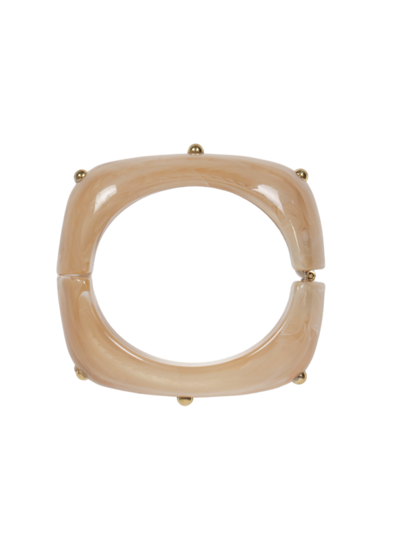 21Jewelz Vierkante statement bangle met gouden studs - taupe