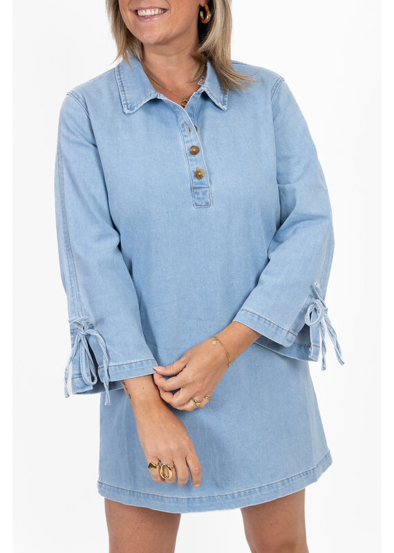 21Jewelz Denim jurkje met strikjes aan de mouw