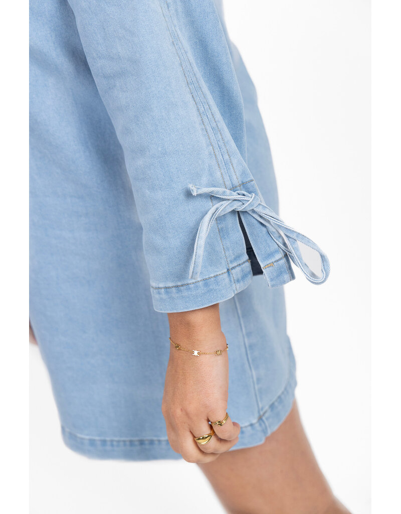 21Jewelz Denim jurkje met strikjes aan de mouw