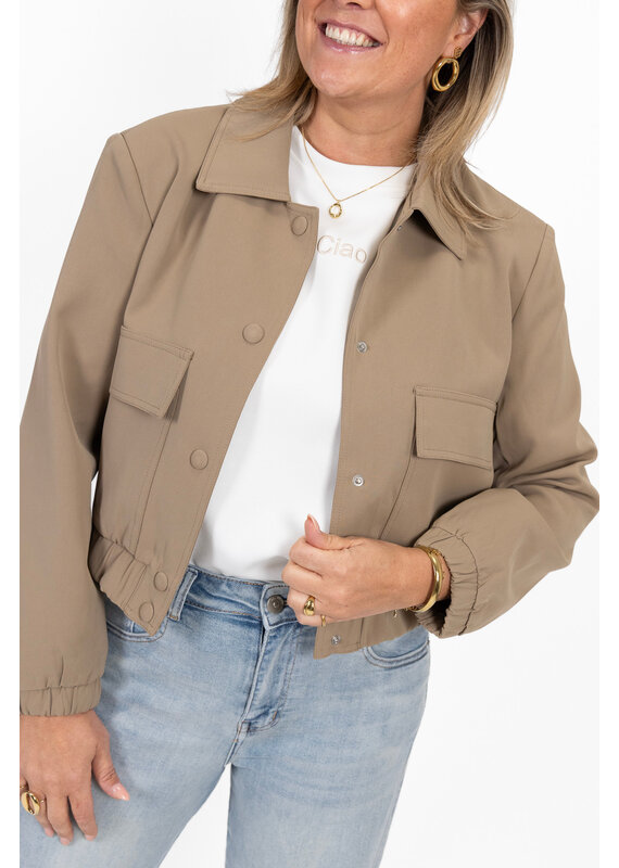 21Jewelz PRE ORDER Cropped jasje met zakken - beige