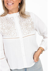 21Jewelz Blouse met contour borduursel - ecru