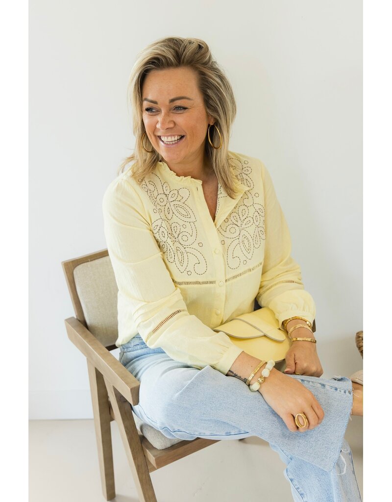21Jewelz Blouse met contour borduursel - geel