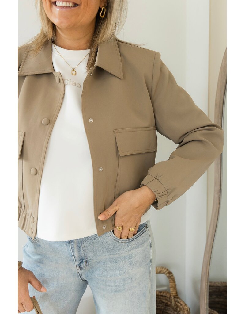 21Jewelz Cropped jasje met zakken - beige