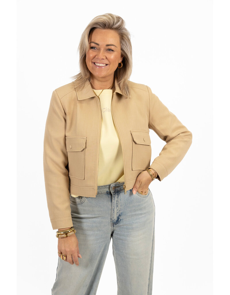 21Jewelz Kort effen jasje met zakken - beige