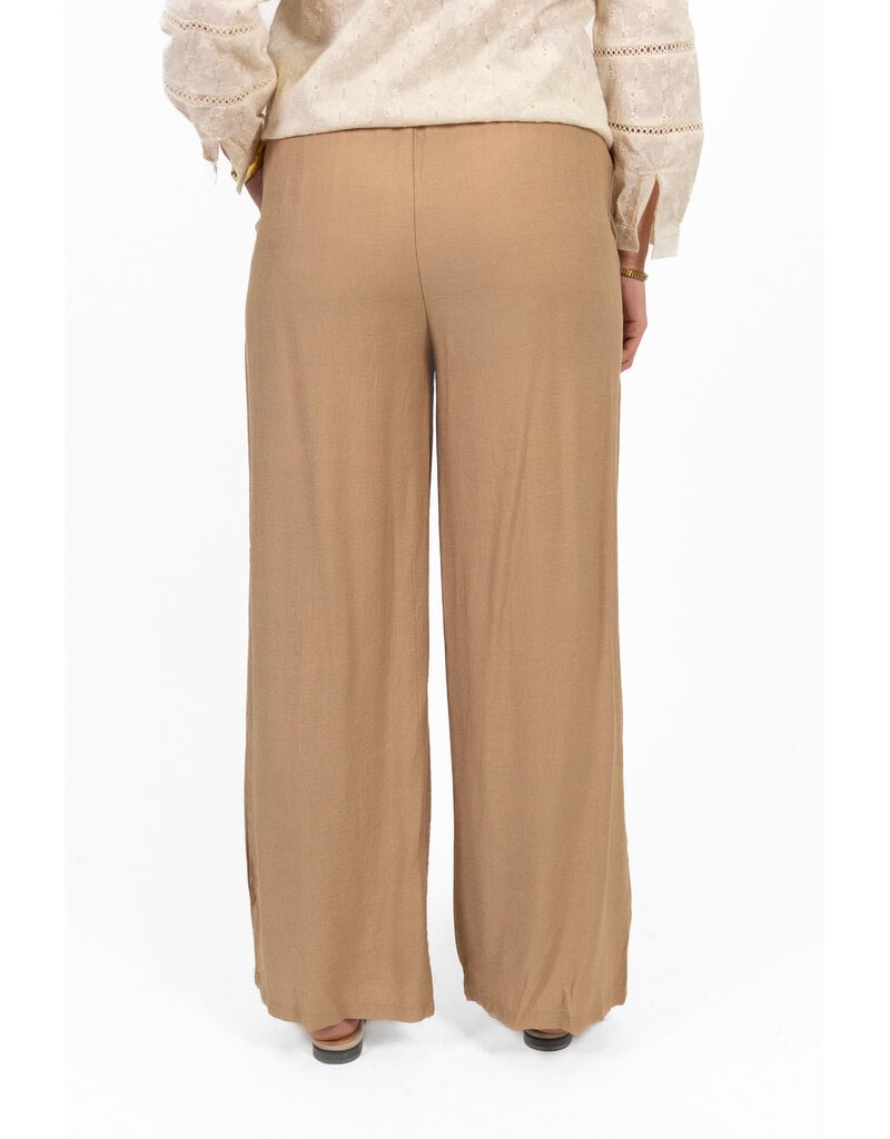 21Jewelz Soepelvallende broek met elastiek - beige