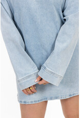 21Jewelz Effen denim jurkje met v-hals