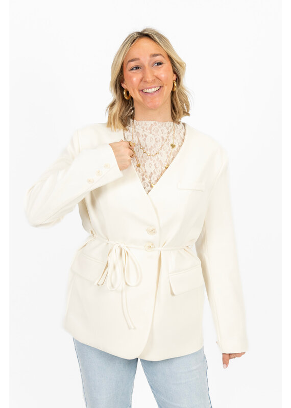 21Jewelz Overslag blazer met koordje - ecru
