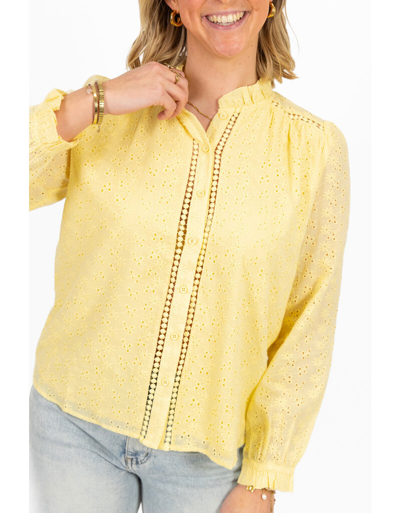 21Jewelz Blouse met broderie bloemetjes - geel