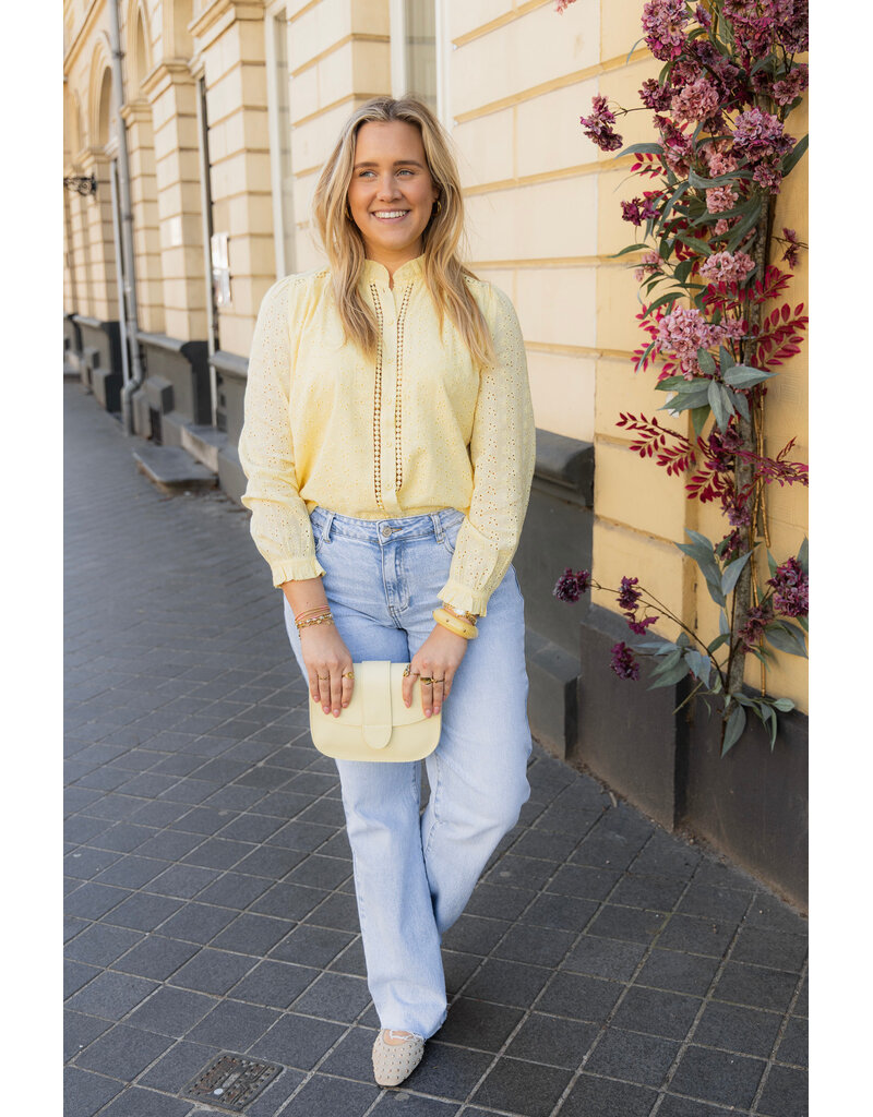 21Jewelz Blouse met broderie bloemetjes - geel