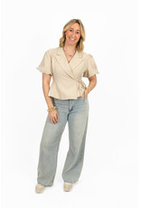 21Jewelz Blazer met korte mouwen & knoopdetail - beige