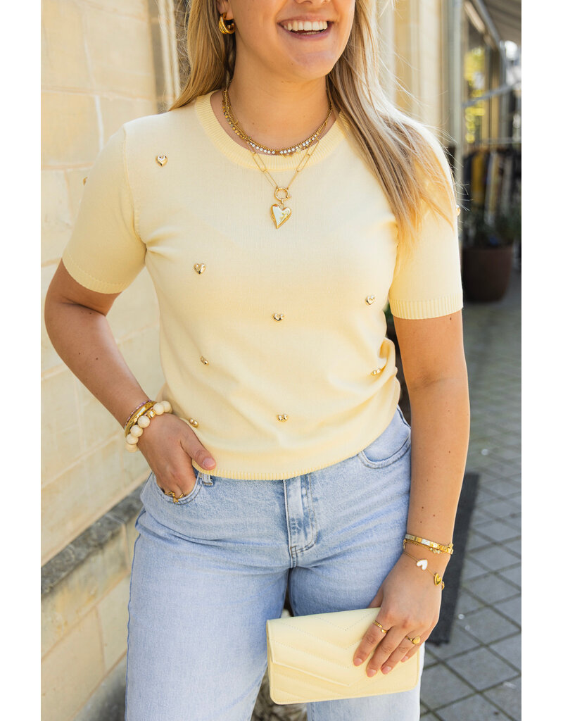21Jewelz Gebreid shirtje met stud hartjes - geel