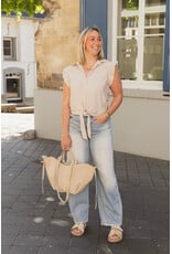 21Jewelz Blouse met knoopdetail & ruffles - beige