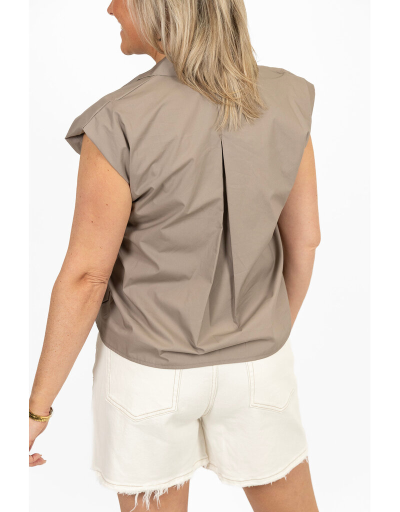 21Jewelz Basic mouwloos blousje - taupe