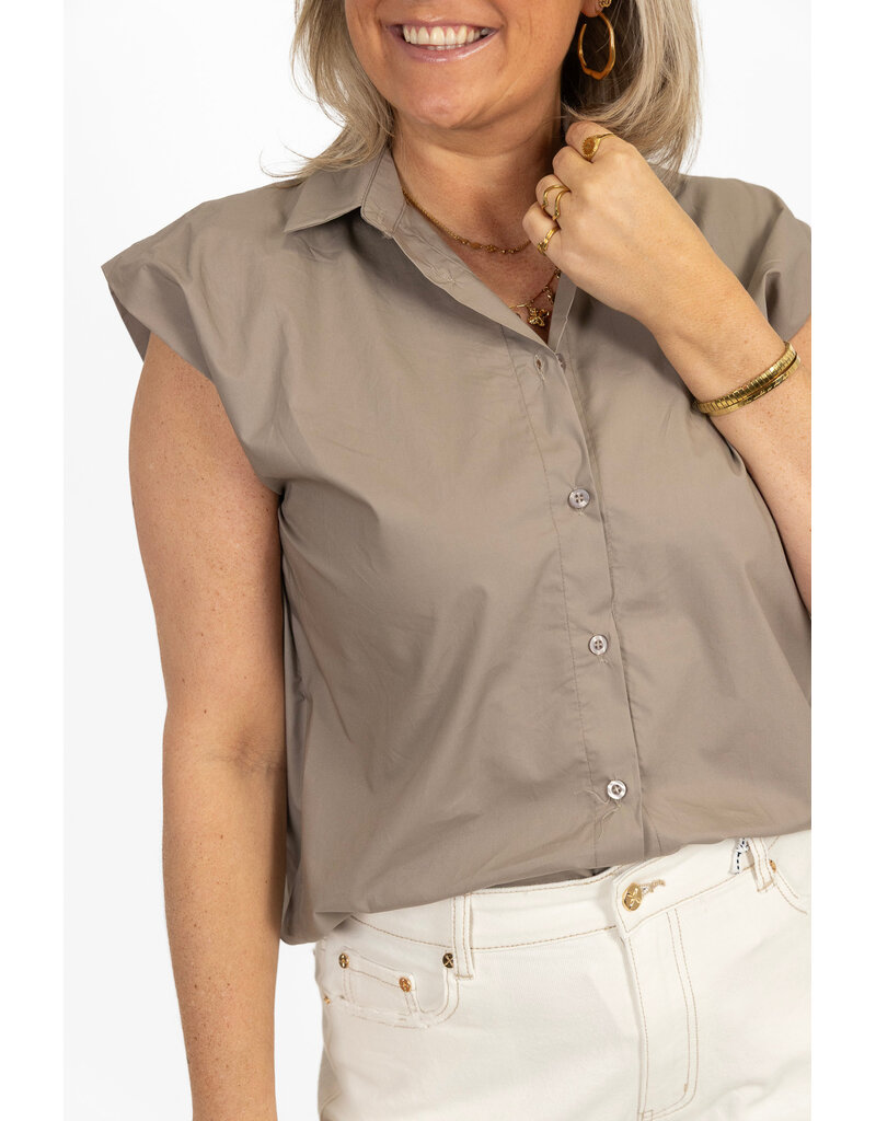 21Jewelz Basic mouwloos blousje - taupe