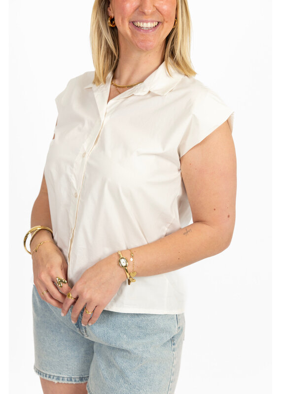 21Jewelz Basic mouwloos blousje - ecru