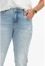 21Jewelz Destroyed mom fit jeans