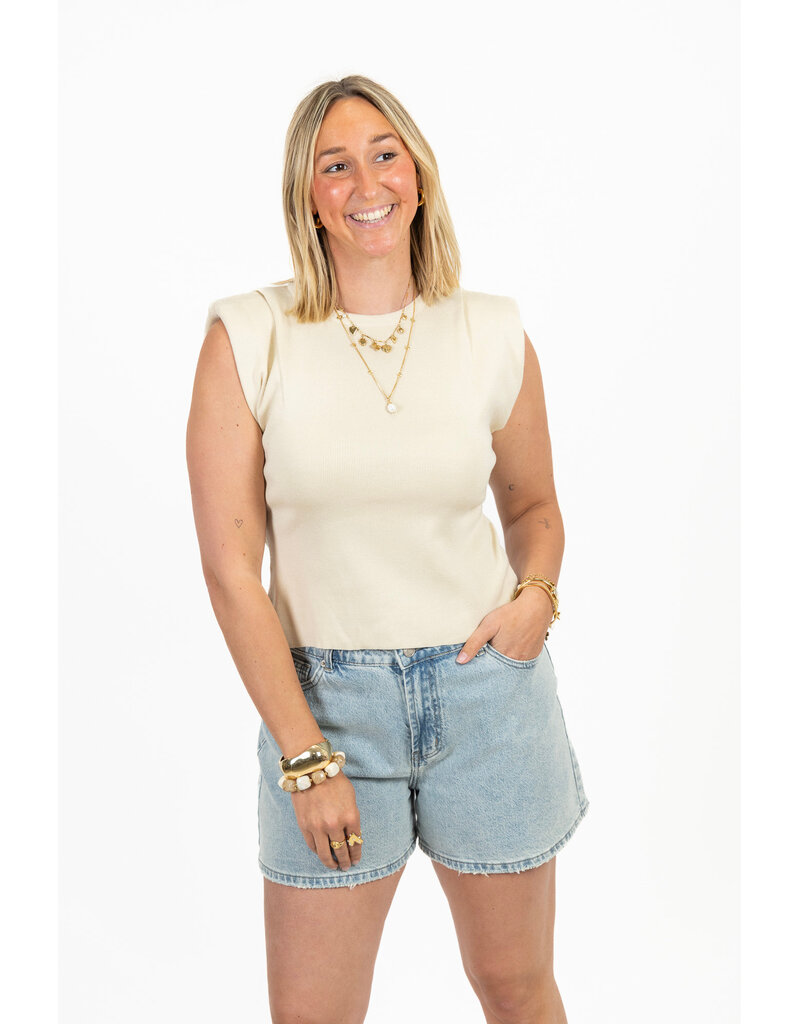 21Jewelz Fijn gebreide top met schoudervulling - beige