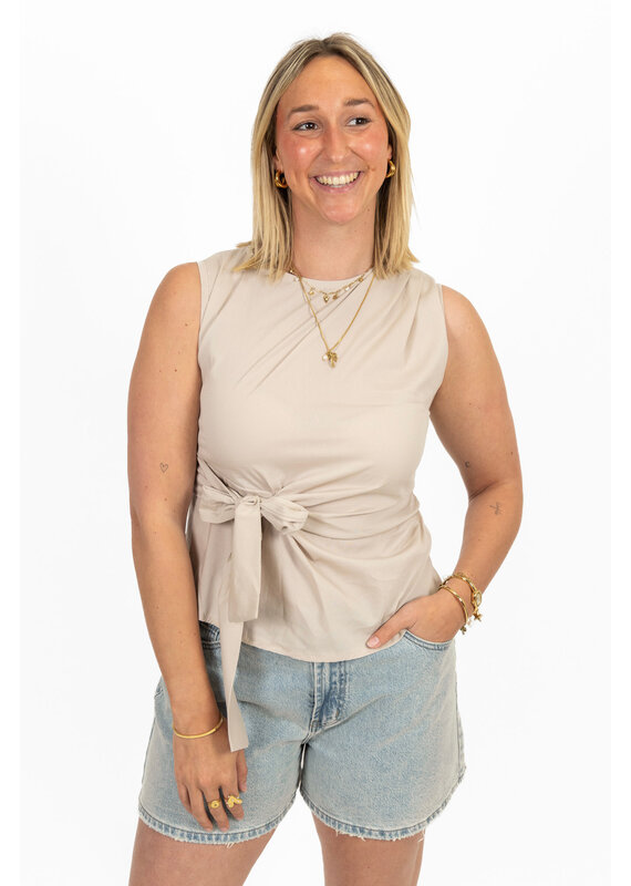 21Jewelz Mouwloze top met strik - beige