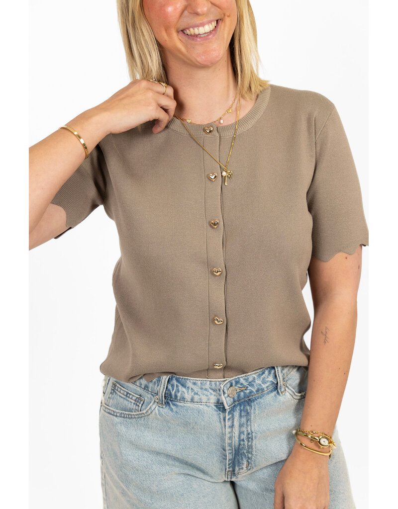 21Jewelz Zigzag vestje met korte mouw & hartjes knopen - taupe