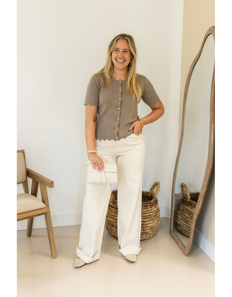 21Jewelz Zigzag vestje met korte mouw & hartjes knopen - taupe