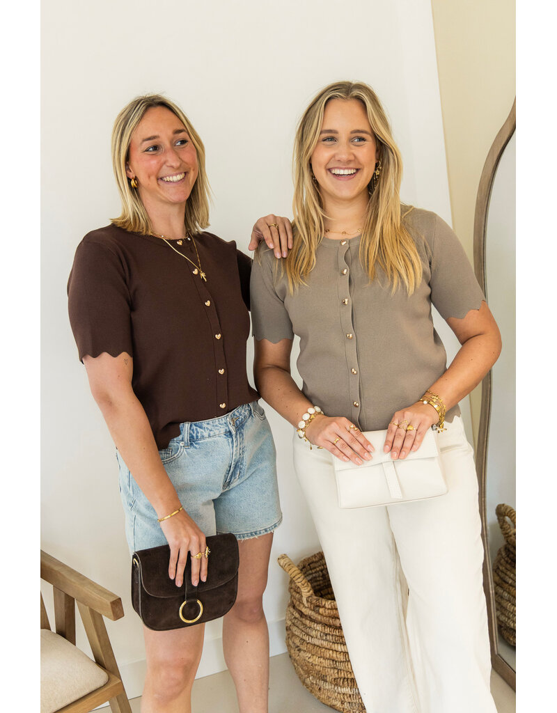 21Jewelz Zigzag vestje met korte mouw & hartjes knopen - taupe
