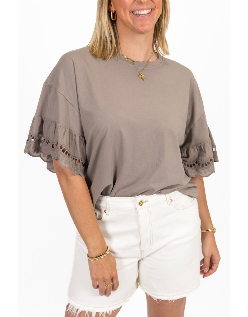 21Jewelz Shirt met kanten mouwen - taupe